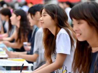 翰墨青春，市青少年书画硬笔大赛绽放风采